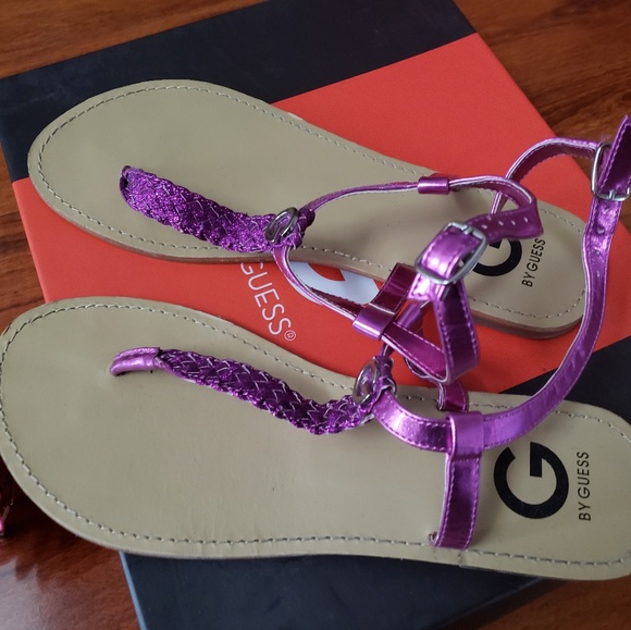 closed toe orthotic sandals